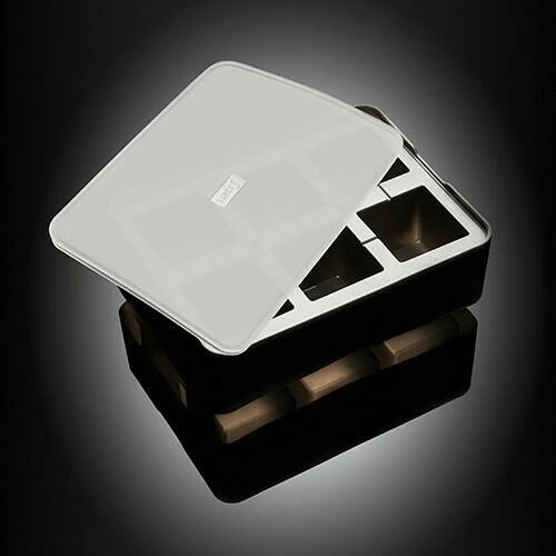 Isterningbakke til terninger 5x5 cm LU240715 by LURch color Sort