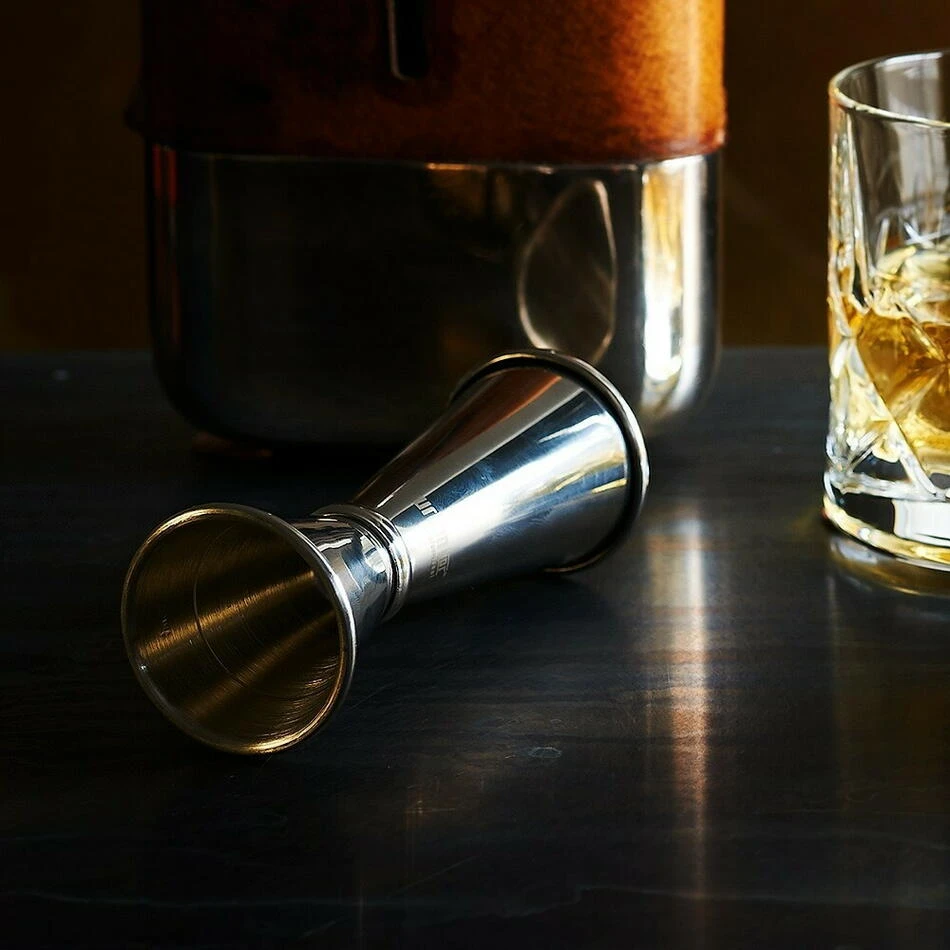 Ginza Jigger 25 / 50ml - Urban bar UB108 by Urban Bar color Sølv
