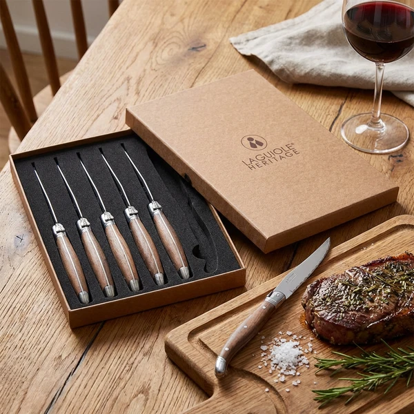 Laguiole Heritage 6 stk steakknive i valnød 40271005 by Laguiole color Sort