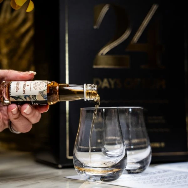 24 Days of Rum Calendar Black Edition 24x2cl JUL120 by 1423 color Sort