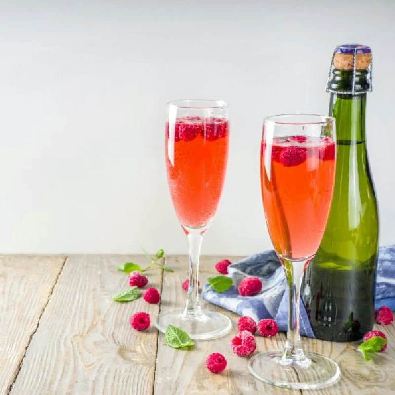 Velkomst Drinkspakke - Kir (solbær) Velkomstdrinks3 by Deinhard color Sort