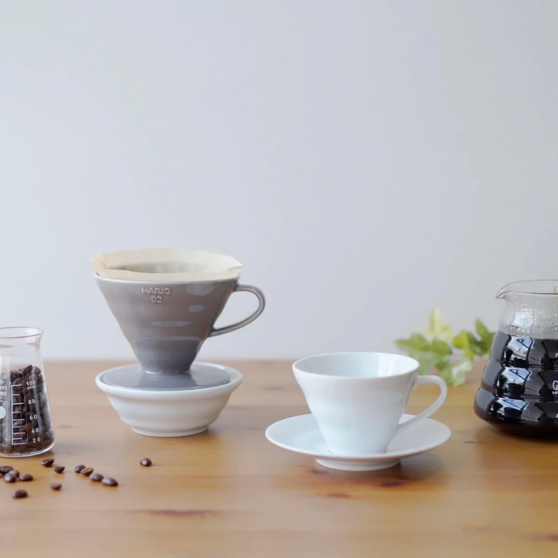 V60 Keramisk Colour 02 Dripper - Grå VDC-02-GR by Hario color Sort