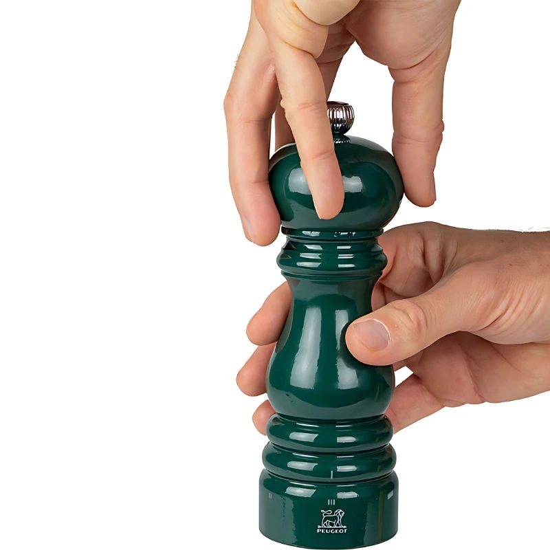 Peugeot Paris Saltmølle u'select Z Forest Green Wood 18 cm 4353700 by Peugeot color Sort