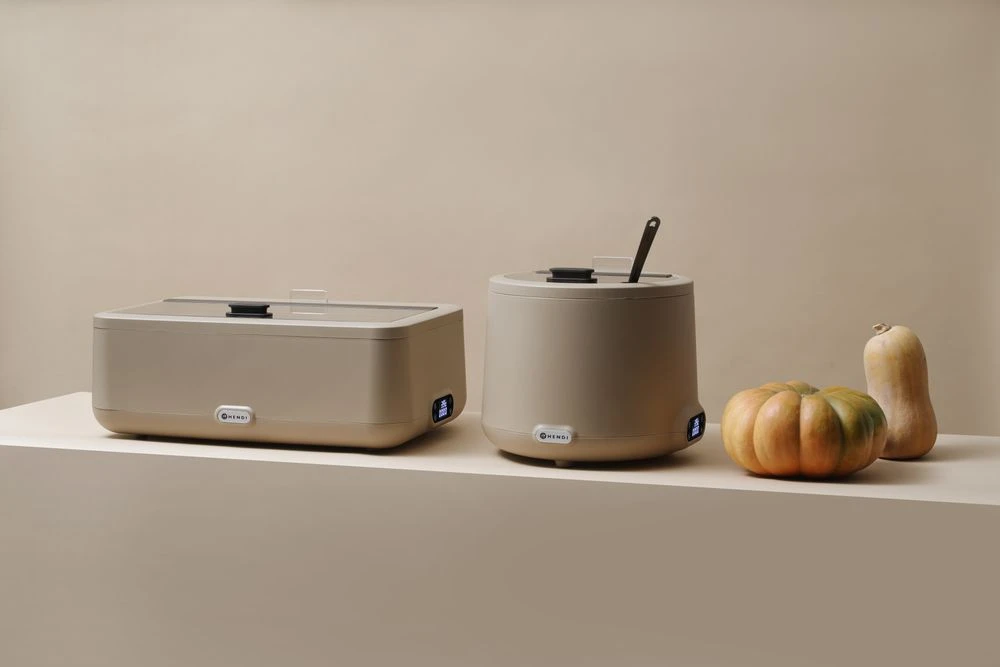 Hendi UNIQ Chafing Dish Beige GN 1/1 Glaslåg 700W 470442 by Hendi color Sort