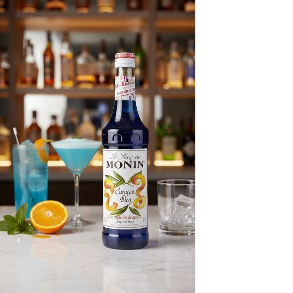 Monin Syrup Curacao Blue / Curacao Blå FL 70 61019 by MONIN color Blå