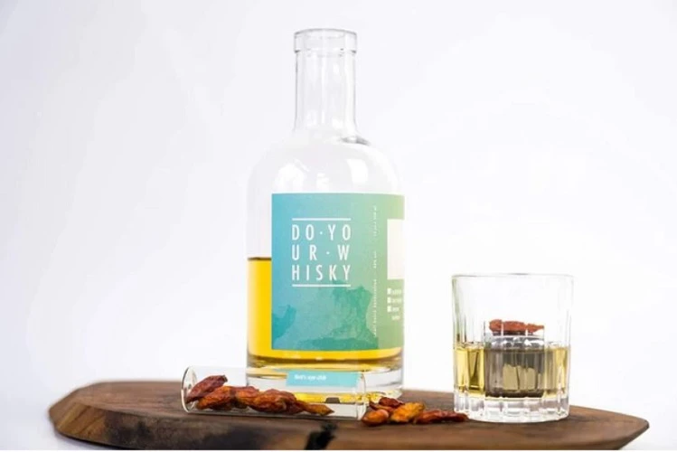 Do Your Own Whiskey Gaveæske – Lav din egen Whiskey Doyourown3 by Rbdrinks color Sort