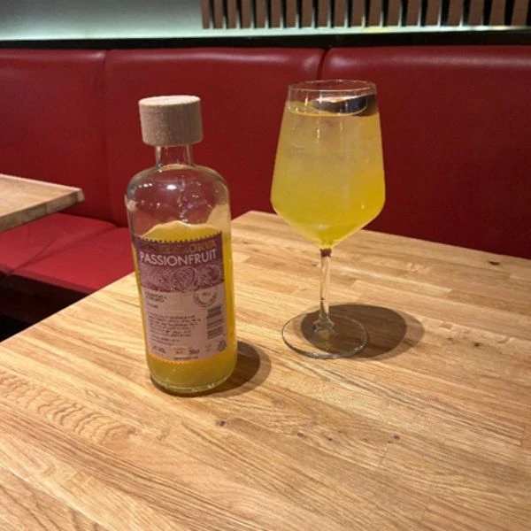 Koskenkorva Passion Spritz - Drinkspakke Koskenkorva3 by Barlife color Sort