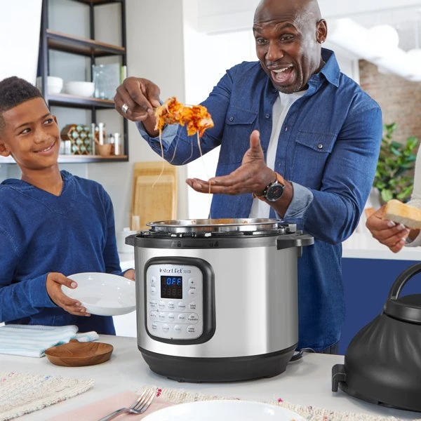 Instant Pot Pro Crisp 8 Multi Trykkoger og Airfryer 81-140-0027-01-EU by Instant po color Sort
