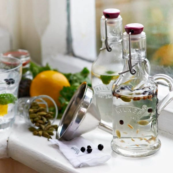 Kilner Påfyldningstragt til flasker 12,8x11,5cm KI25411 by Kilner color Sort