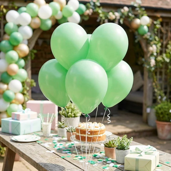 Ballon G120 pastel 33cm - grøn 12 / 50 stk. G120/12 by Godan color Sort