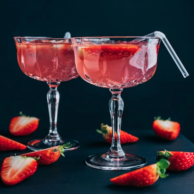 Strawberry-Rhubarb Fizz