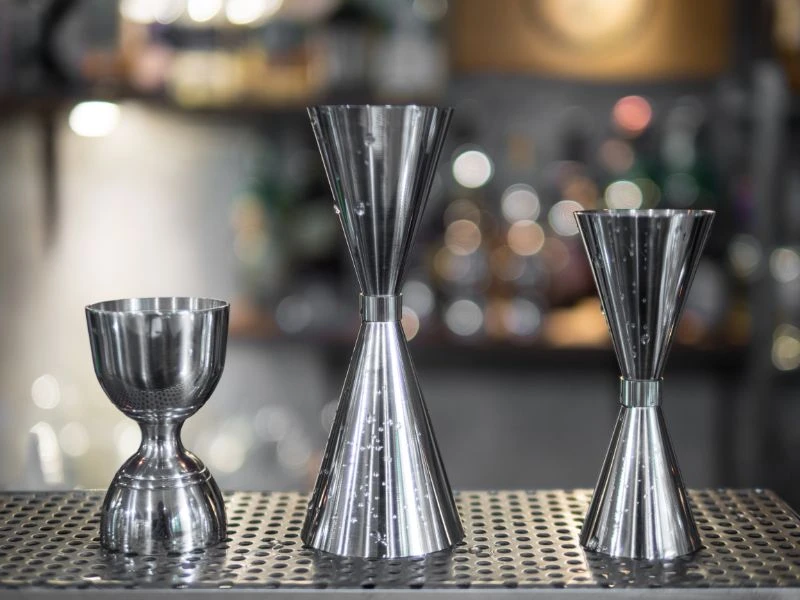 Vigtigheden af at bruge en jigger: Hemmeligheden bag perfekte cocktails