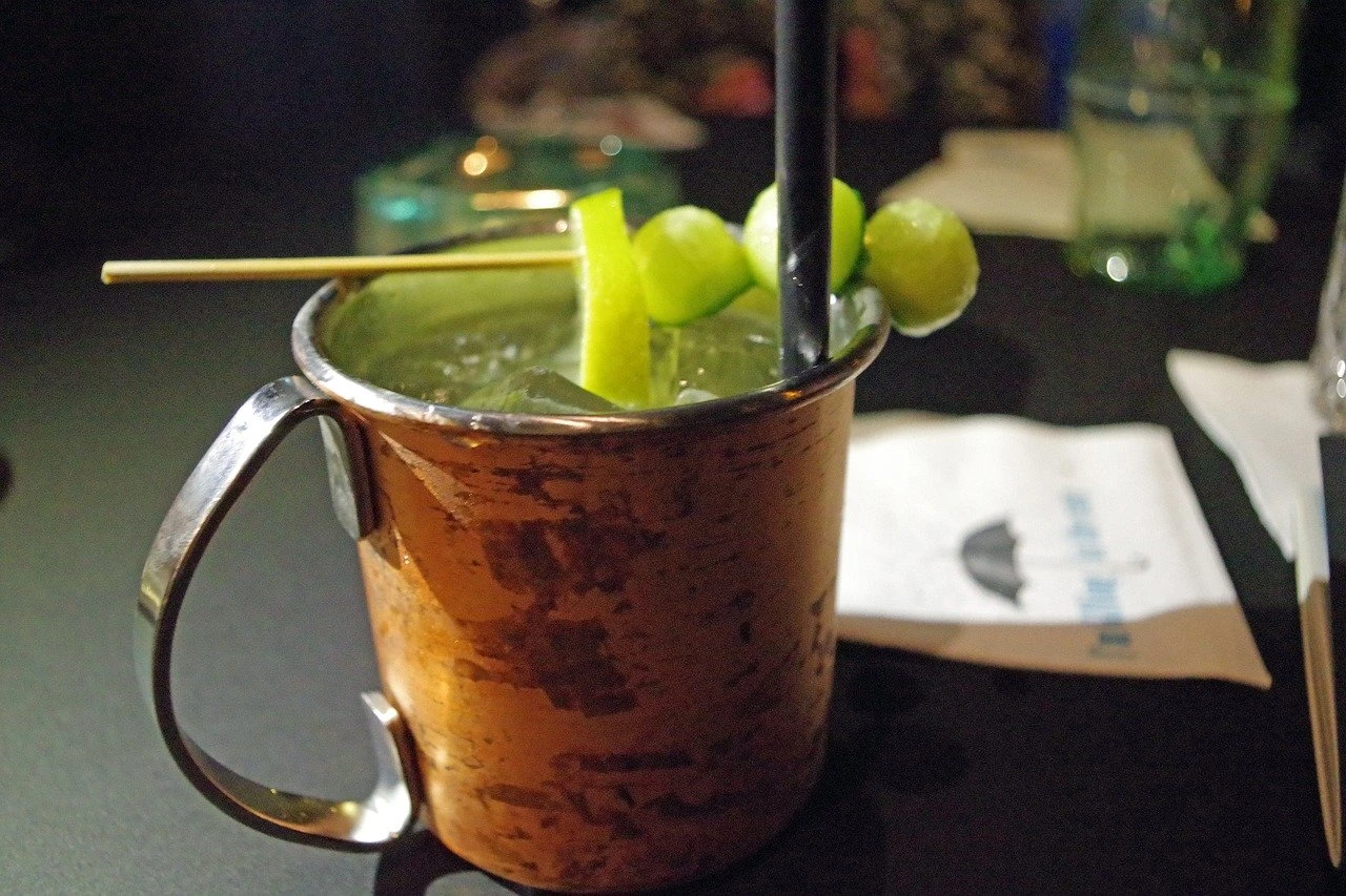 Moscow Mule opskrift og historien bag 