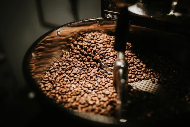Kaffekværn guide – alt du skal vide om at kværne kaffe 