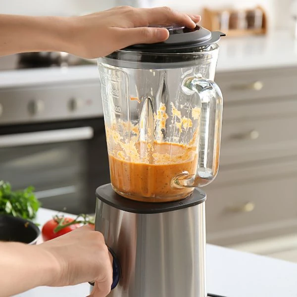 en blender kan også bruges til at lave suppe