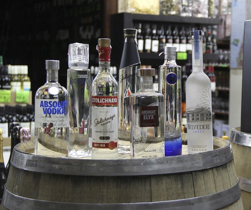 forskelligt udvalg af vodka