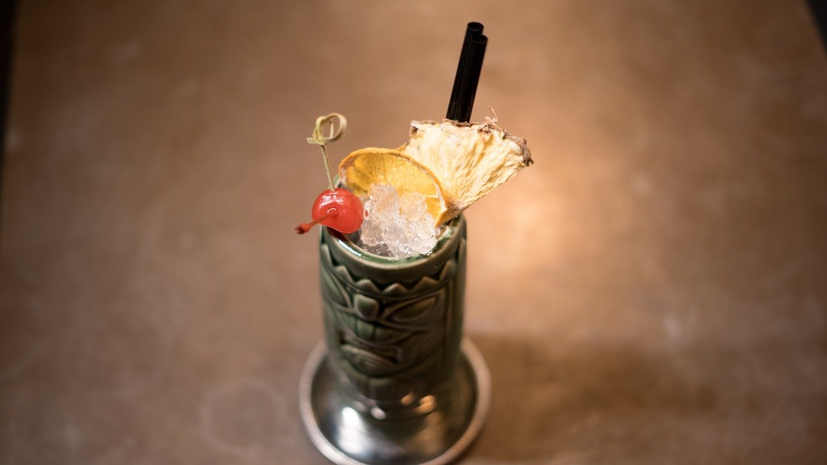 Tiki Glas